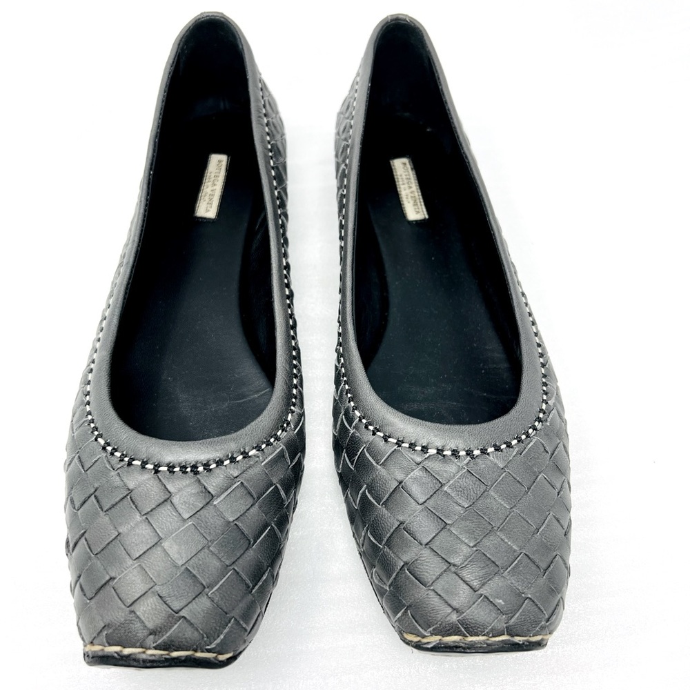 Bottega Veneta Gray Woven Leather Flat